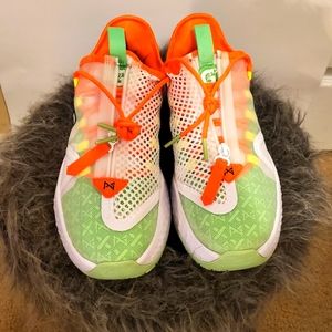 Nike PG -X 4 Gatorade